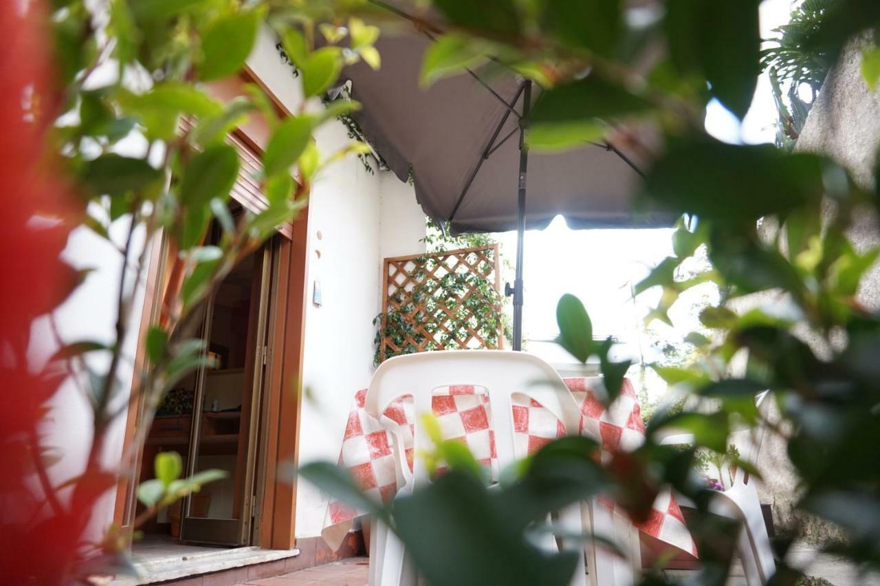 B&B Sikily Naxos Джардини-Наксос Экстерьер фото